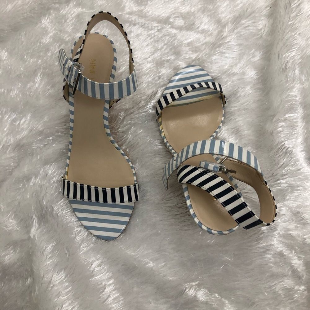 Nine West Wedge Sandals Ankle Strap size 7M